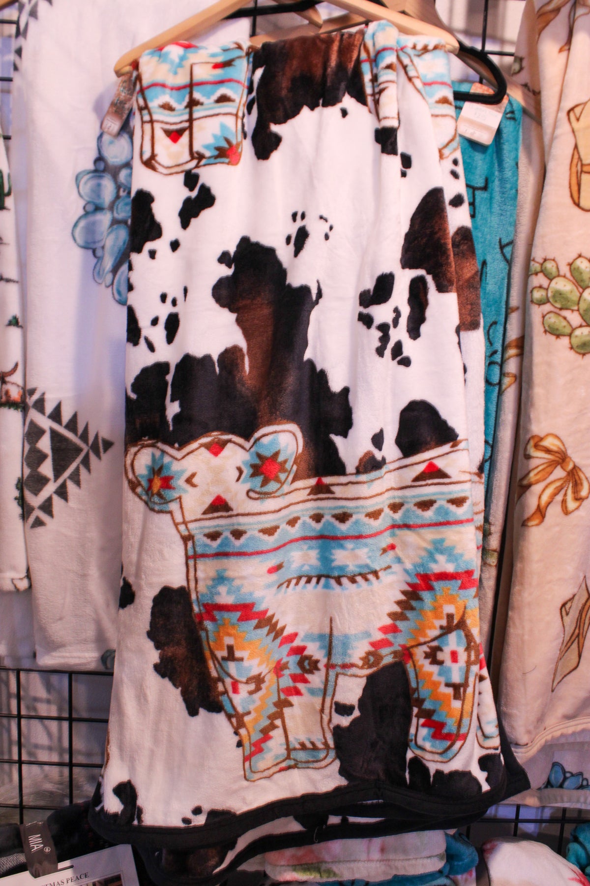Mia Twin Size Blanket - Cowprint w/ Aztec Cow