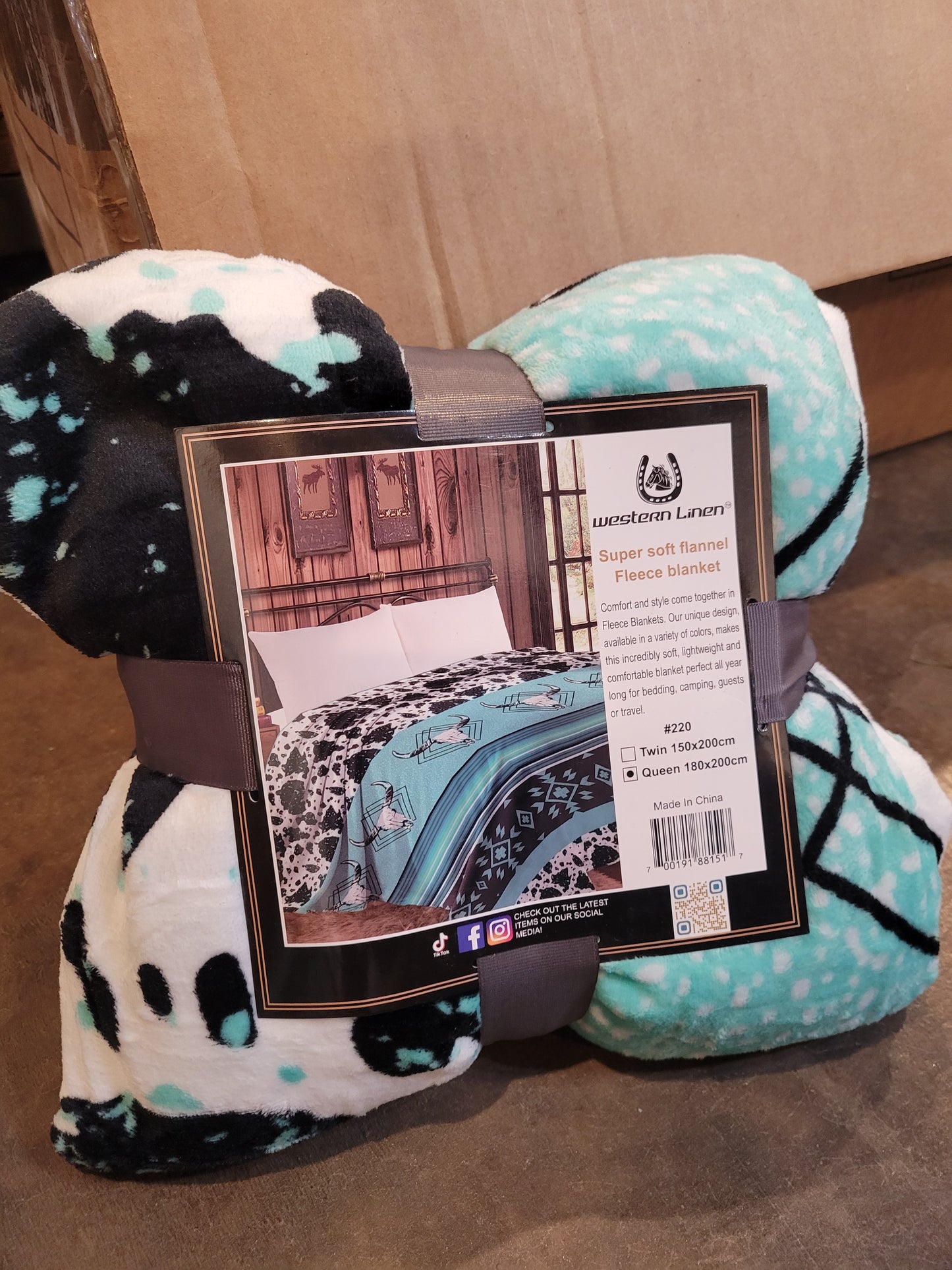Twin Size Lightweight Throw Blanket - Turquoise/ Cowprint/ Skulls