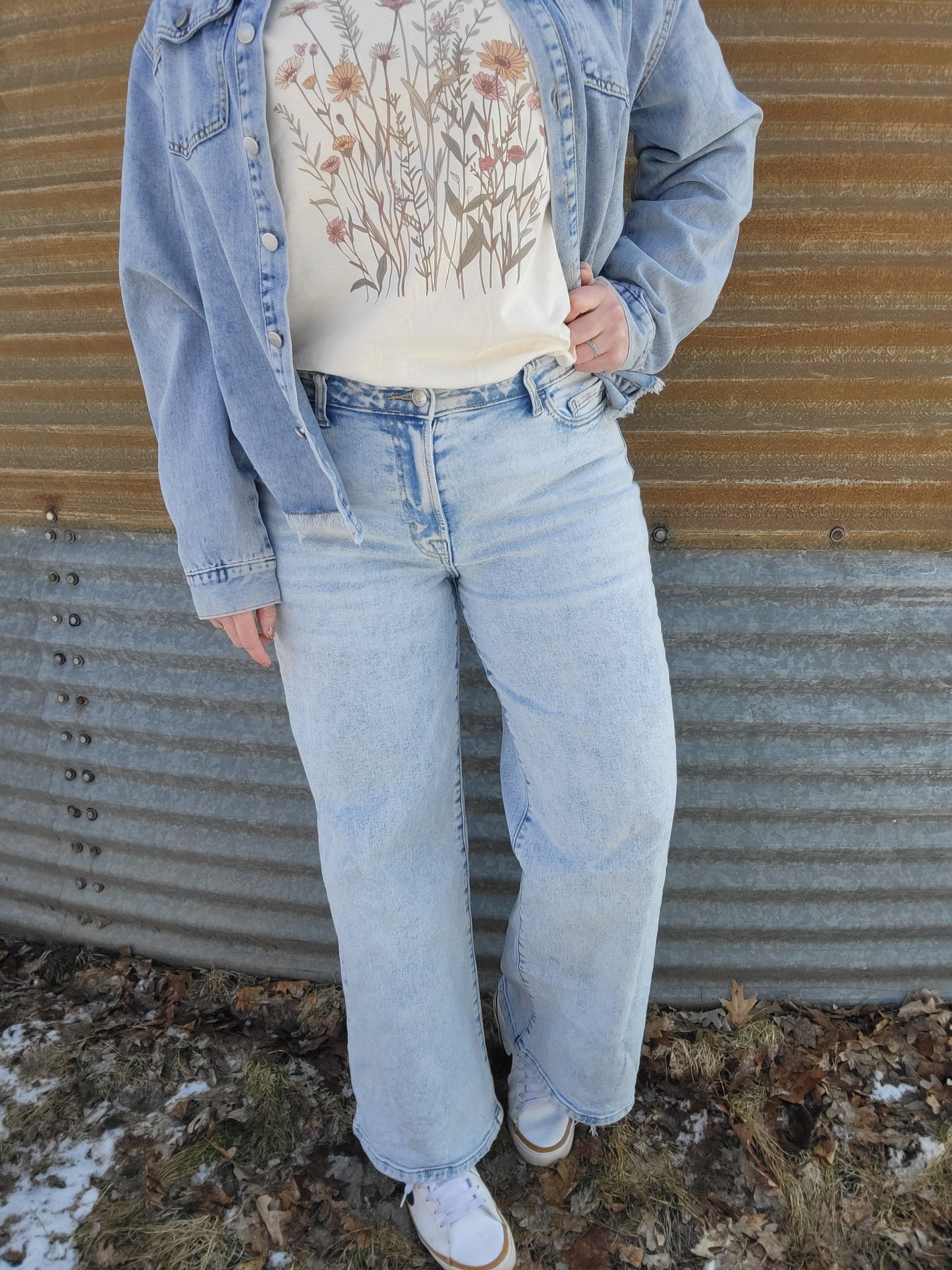 Light Wash Wide Leg Denim Pants