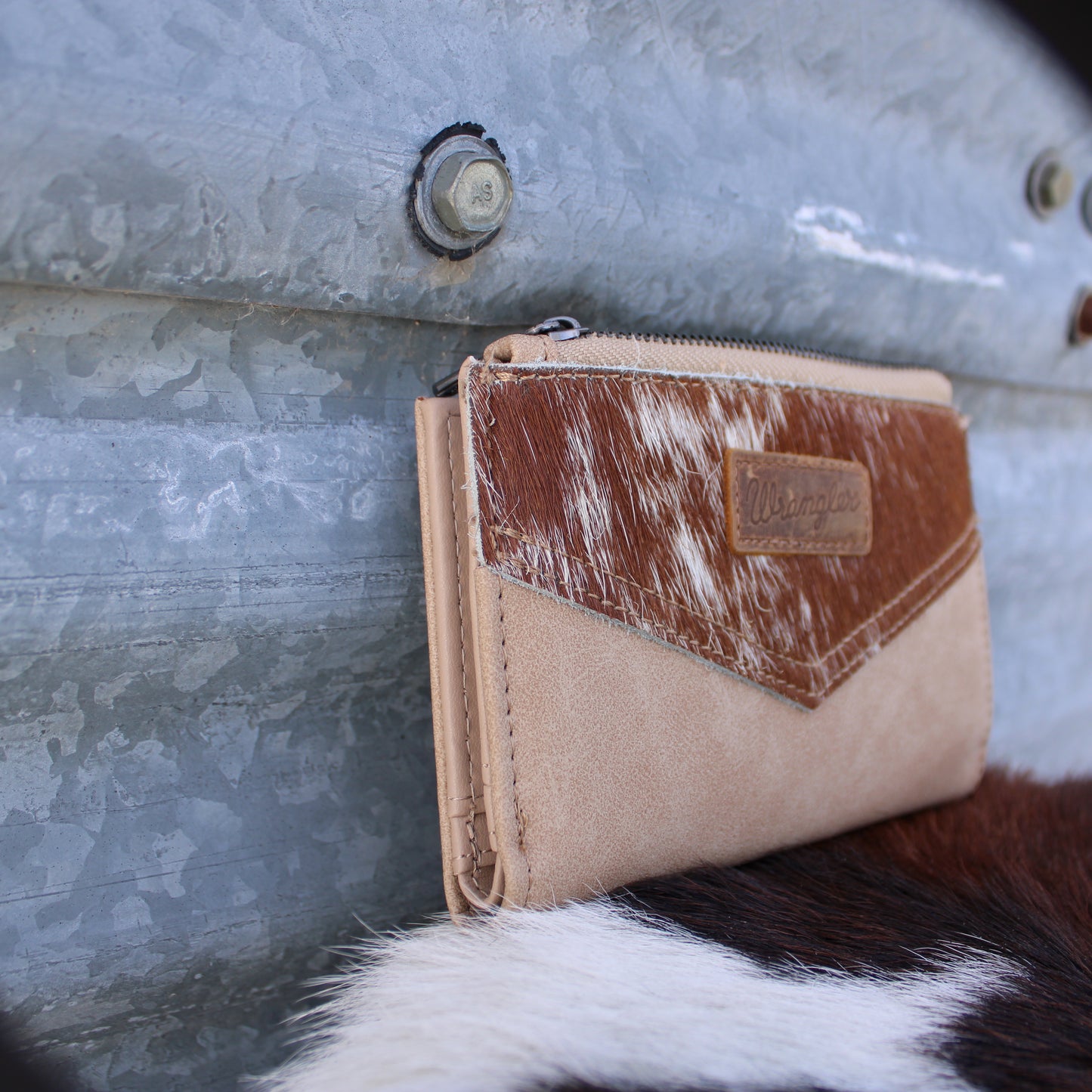 Wrangler Genuine Hair-On Cowhide Card Holder Bi-Fold Wallet - Beige