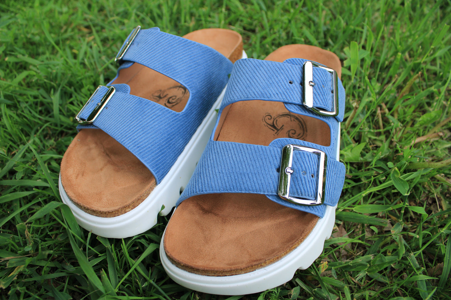 Very G Jazmin Platform Sandals - Blue