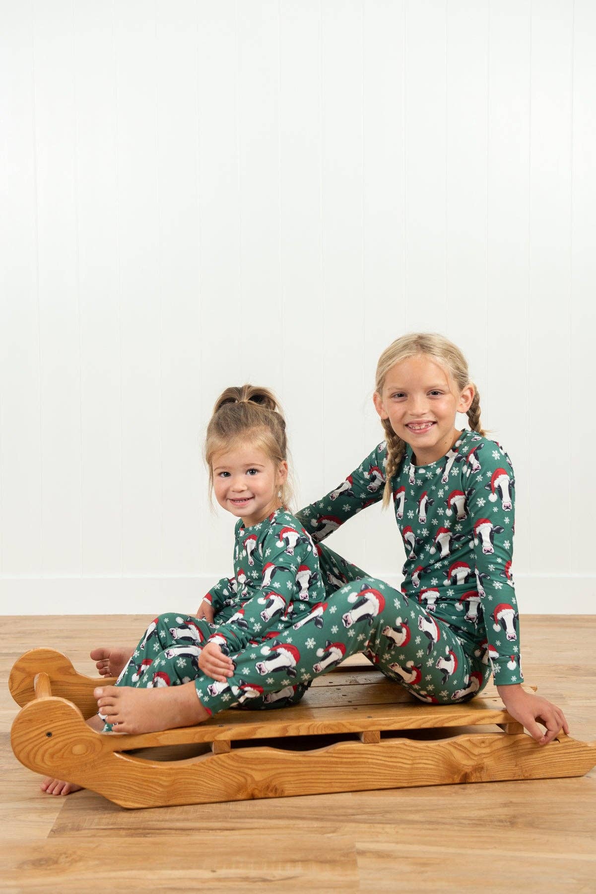 Santa Cows & Snowflakes Toddler/Youth Pajama Set