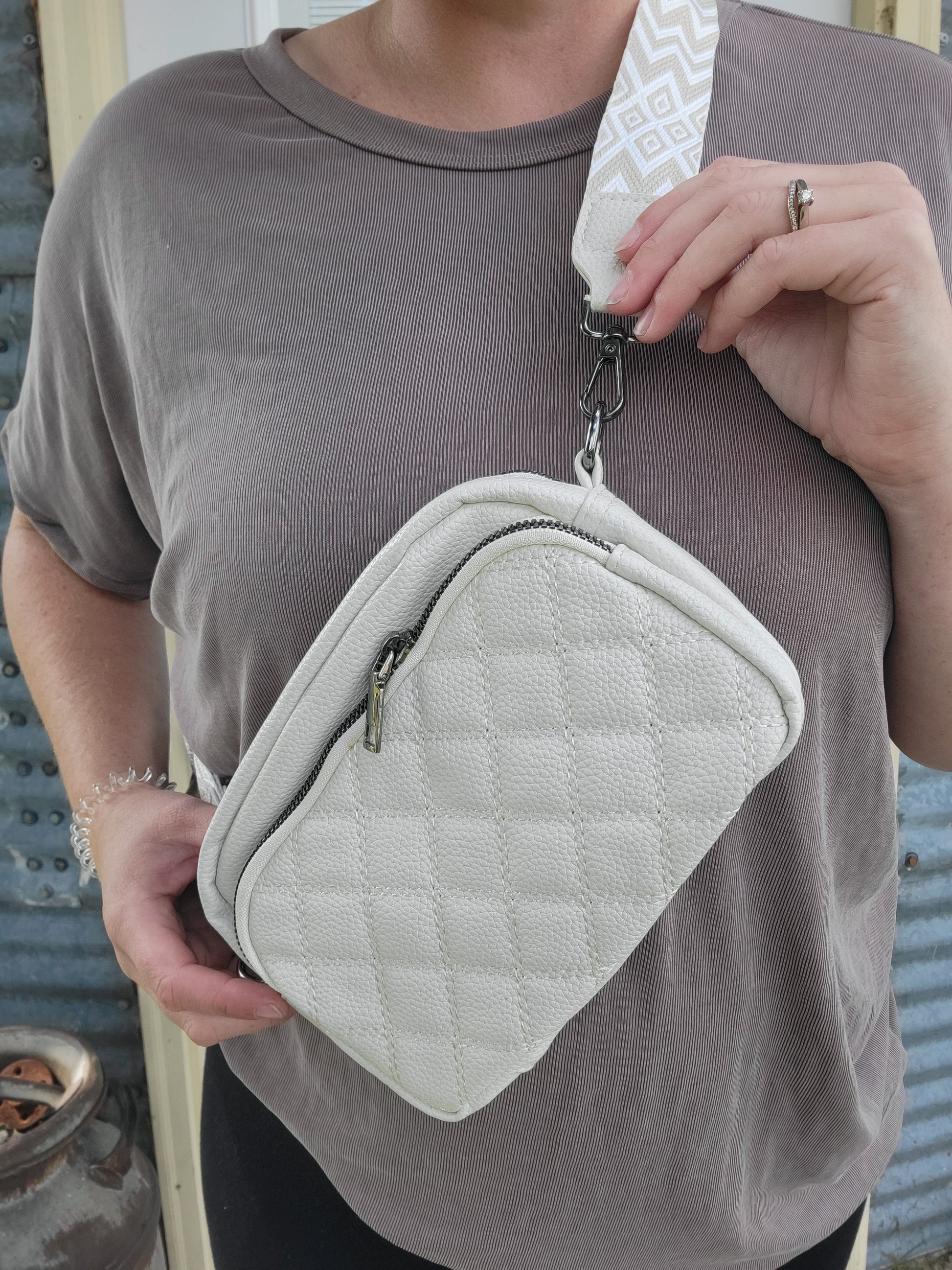 Quilted Vegan Leather Crossbody Purse - Ivory